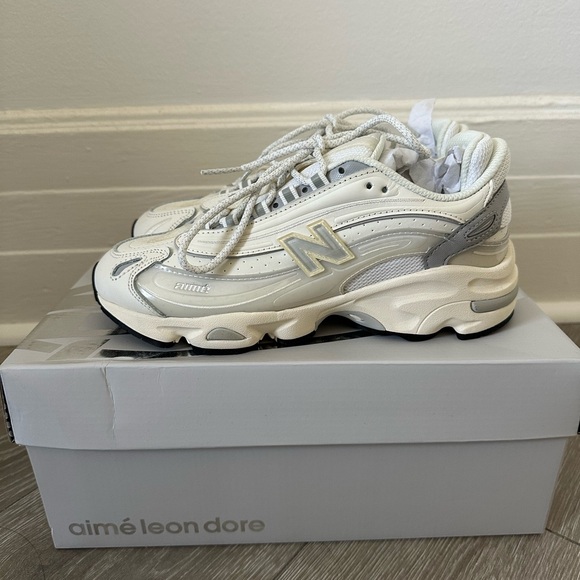 New Balance Shoes - Aime Leon Dore New Balance 1000 Off-White Sneakers
